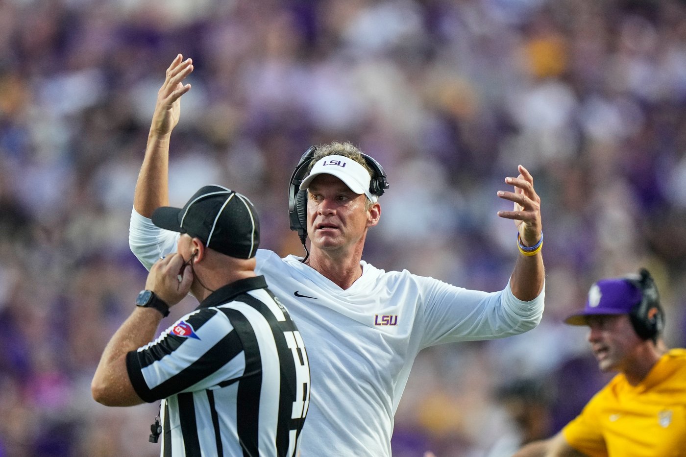 No. 8 LSU and QB Sam Leavitt overcome a rash of turnovers in a 45-14 victory over Louisiana Tech | iNFOnews.ca