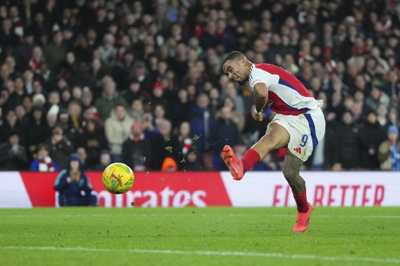 Arsenal, Liverpool and Newcastle progress in English League Cup to ensure powerful lineup for semis | iNFOnews.ca
