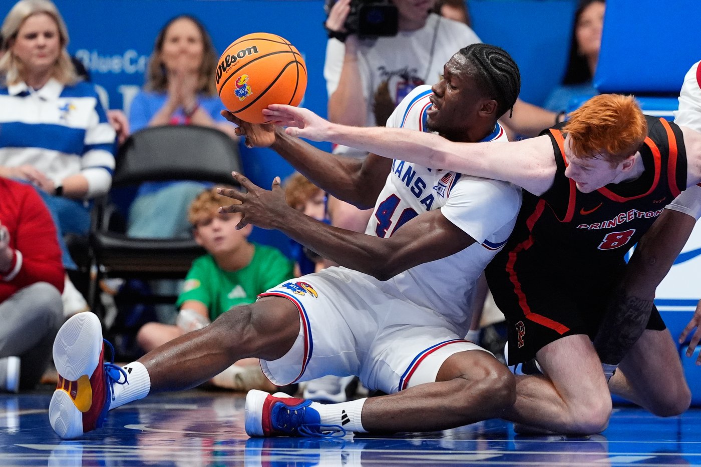 Bidunga, No. 25 Kansas pull away for 76-57 win over Princeton | iNFOnews.ca