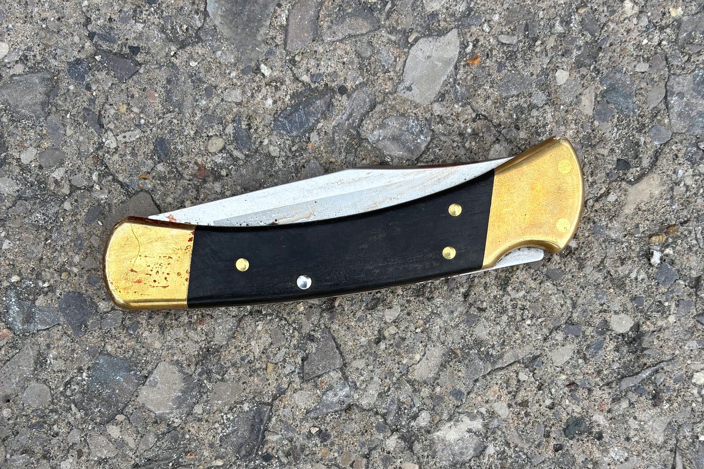 Authorities seek to file terrorism and assault charges against suspect in Walmart knife attack | iNFOnews.ca Authorities seek to file terrorism and assault charges against suspect in Walmart knife attack | iNFOnews.ca
