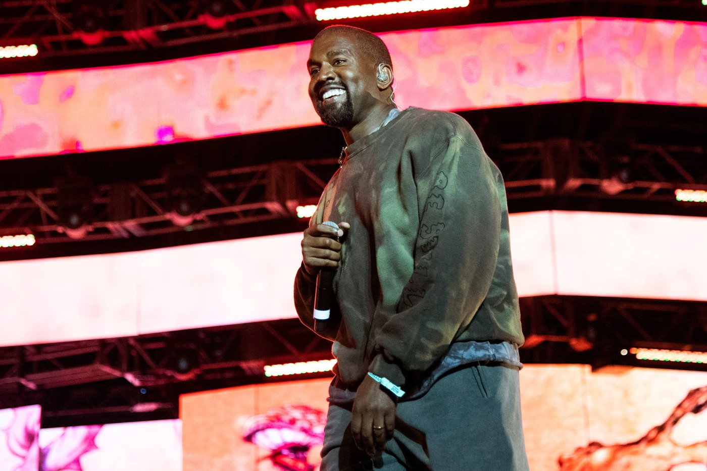 Dutch court allows rapper Ye concerts in the Netherlands | iNFOnews.ca