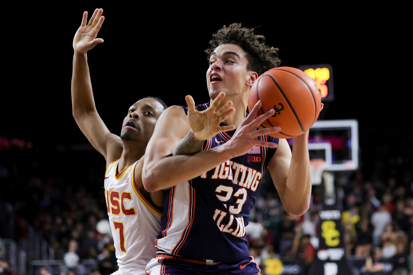No. 10 Illinois overwhelms USC by 36 points, cruising to its 14th win in 16 games | iNFOnews.ca No. 10 Illinois overwhelms USC by 36 points, cruising to its 14th win in 16 games | iNFOnews.ca