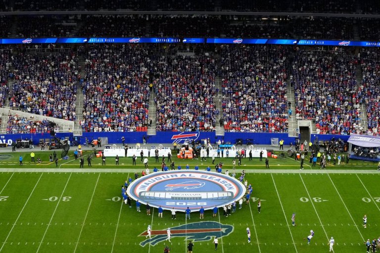 Fireworks, 2 anthems and a full house: Bills host Lions in 1st regular-season game at new stadium | iNFOnews.ca