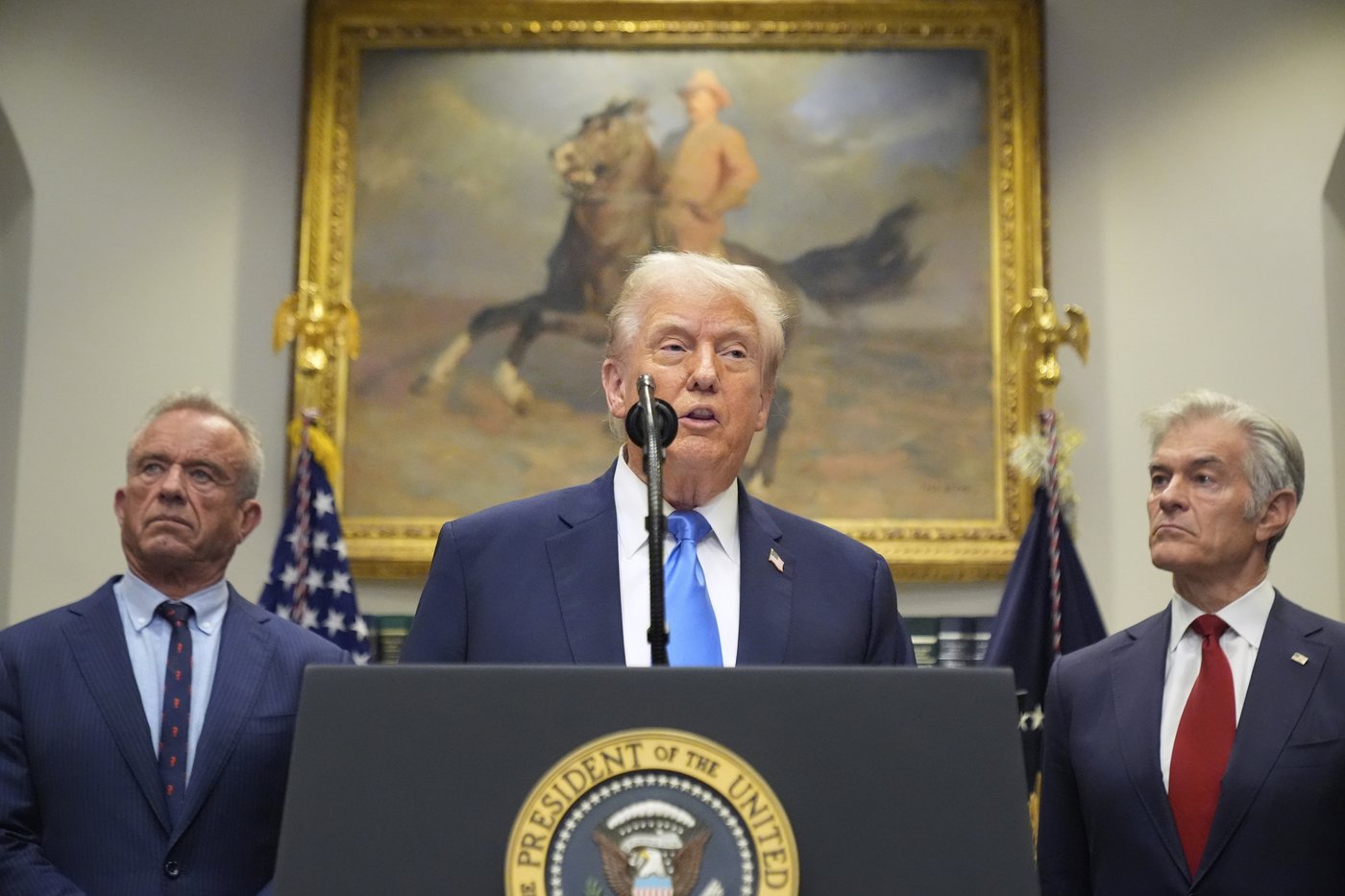 The Latest: Trump promotes unproven ties between Tylenol, vaccines and autism without new evidence | iNFOnews.ca The Latest: Trump promotes unproven ties between Tylenol, vaccines and autism without new evidence | iNFOnews.ca