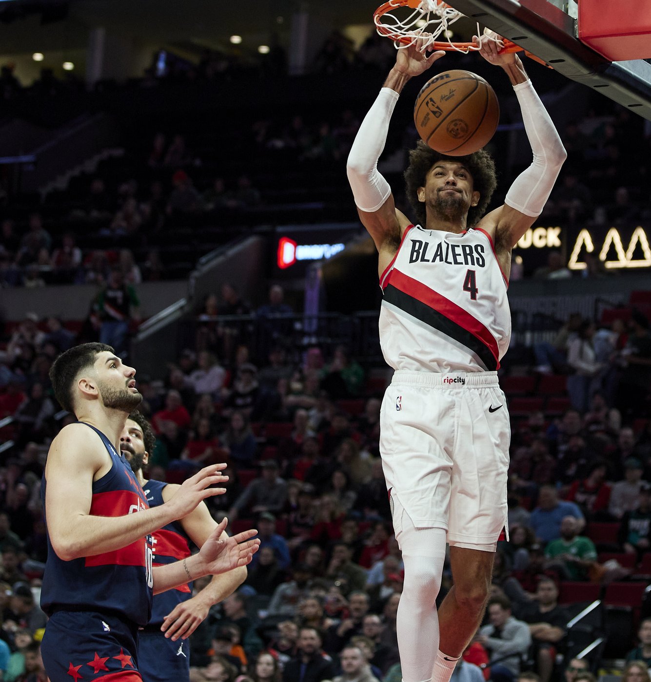 Simons scores 30 points as Trail Blazers beat last-place Wizards 112-97 | iNFOnews.ca