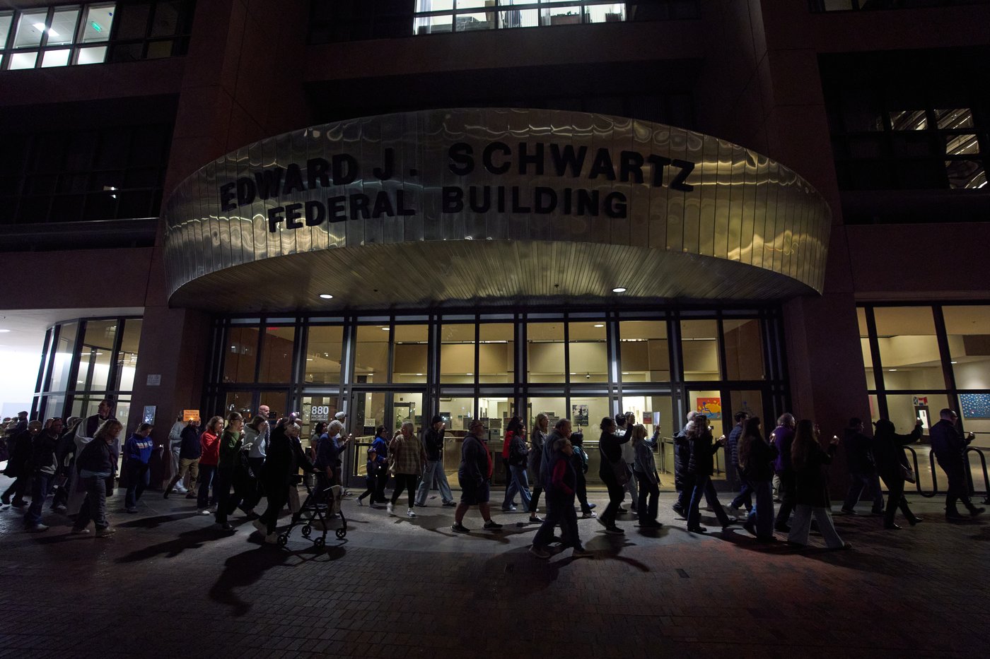 Lawsuit challenges arrests of people showing up to ICE check-ins in San Diego | iNFOnews.ca Lawsuit challenges arrests of people showing up to ICE check-ins in San Diego | iNFOnews.ca