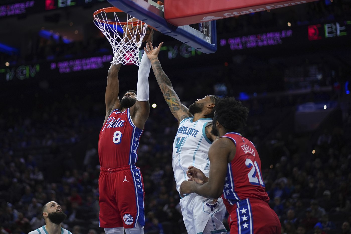 Embiid scores 34 points in return, helping the 76ers beat the Hornets 108-98 | iNFOnews.ca Embiid scores 34 points in return, helping the 76ers beat the Hornets 108-98 | iNFOnews.ca