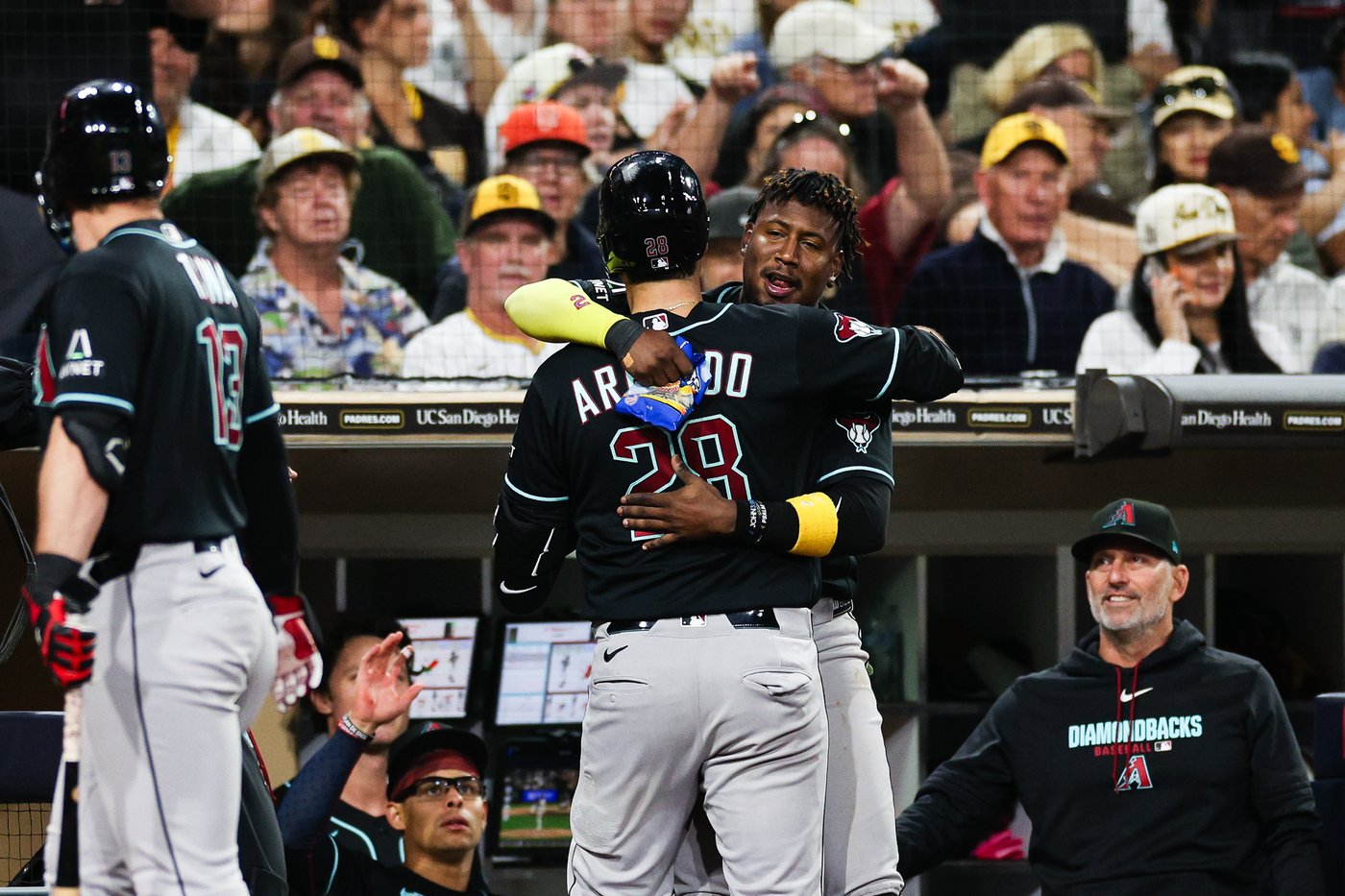 Arenado homers, Kelly pitches 7 strong innings as Diamondbacks beat Padres 3-1 to split series | iNFOnews.ca
