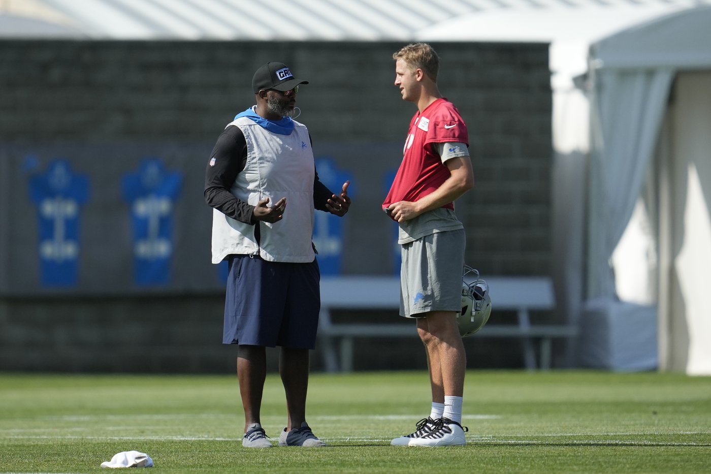 Lions hoping to avoid setback Eagles and Bengals had after coordinators left to lead other NFL teams | iNFOnews.ca Lions hoping to avoid setback Eagles and Bengals had after coordinators left to lead other NFL teams | iNFOnews.ca