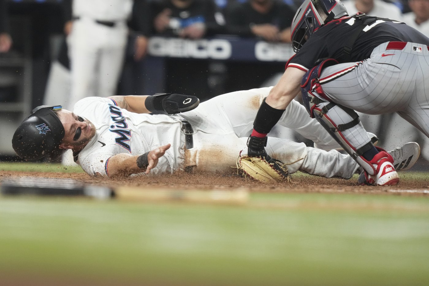 Twins snap Marlins' eight-game winning streak with 2-1 victory | iNFOnews.ca