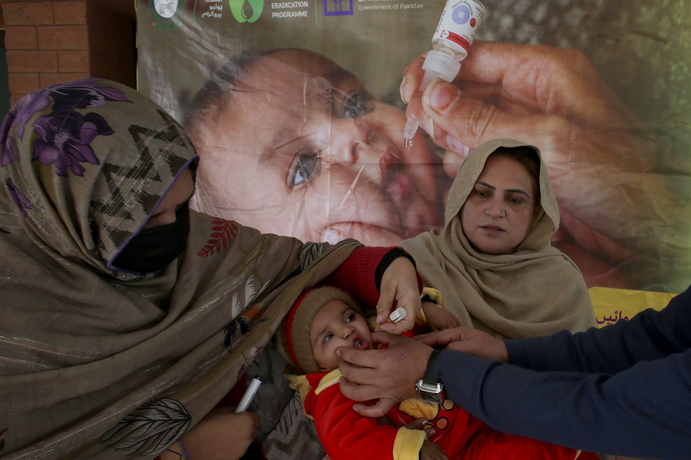 Pakistan begins last anti-polio vaccination campaign of the year after a surge in cases | iNFOnews.ca