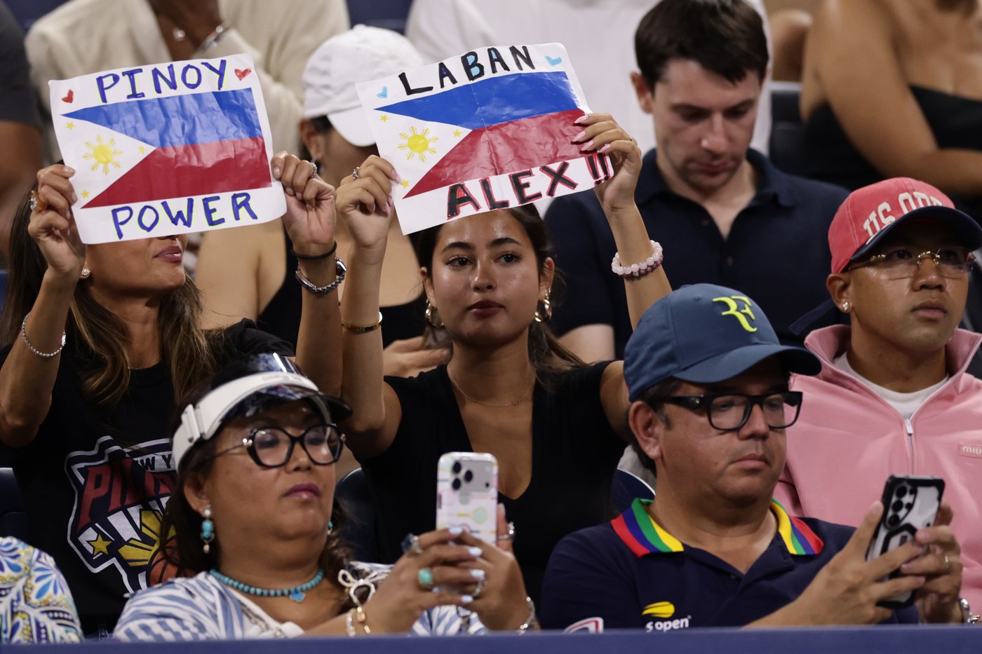 Alex Eala's many fans descend on US Open, bearing Filipino flags and lots of love | iNFOnews.ca Alex Eala's many fans descend on US Open, bearing Filipino flags and lots of love | iNFOnews.ca