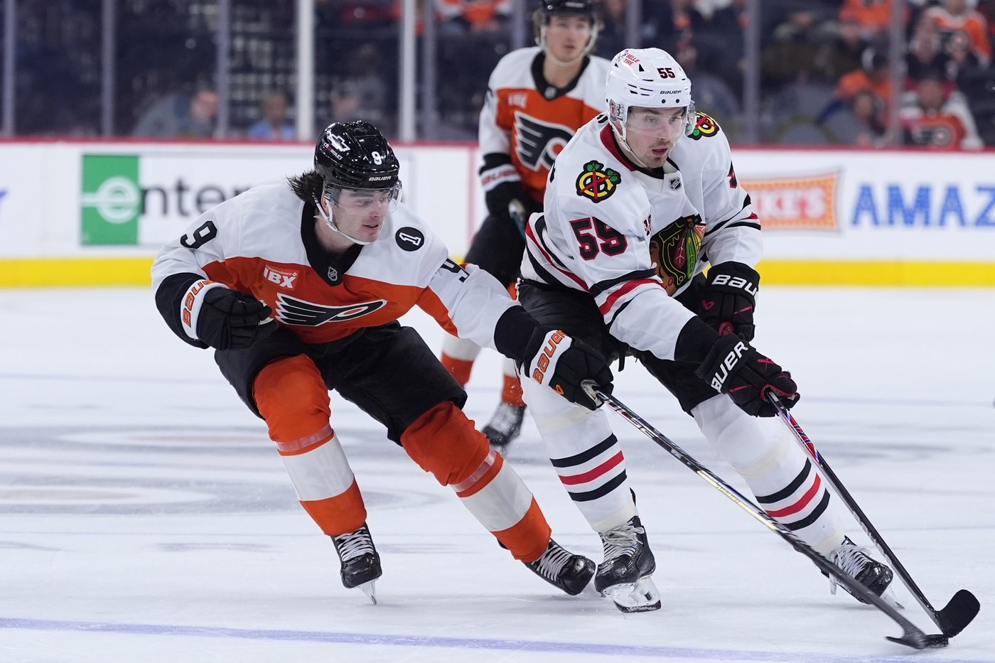 Flyers beat the Blackhawks 5-1 after 2 goals in the first 2:33 | iNFOnews.ca Flyers beat the Blackhawks 5-1 after 2 goals in the first 2:33 | iNFOnews.ca