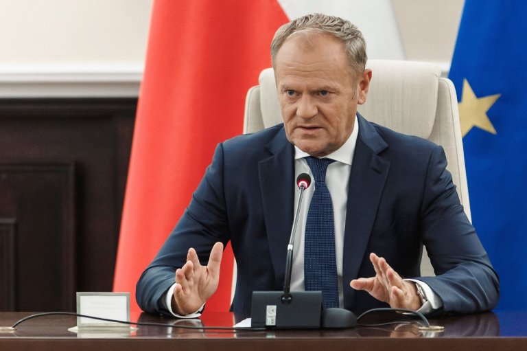 Polish authorities detain 8 in suspected sabotage plot, says Tusk | iNFOnews.ca