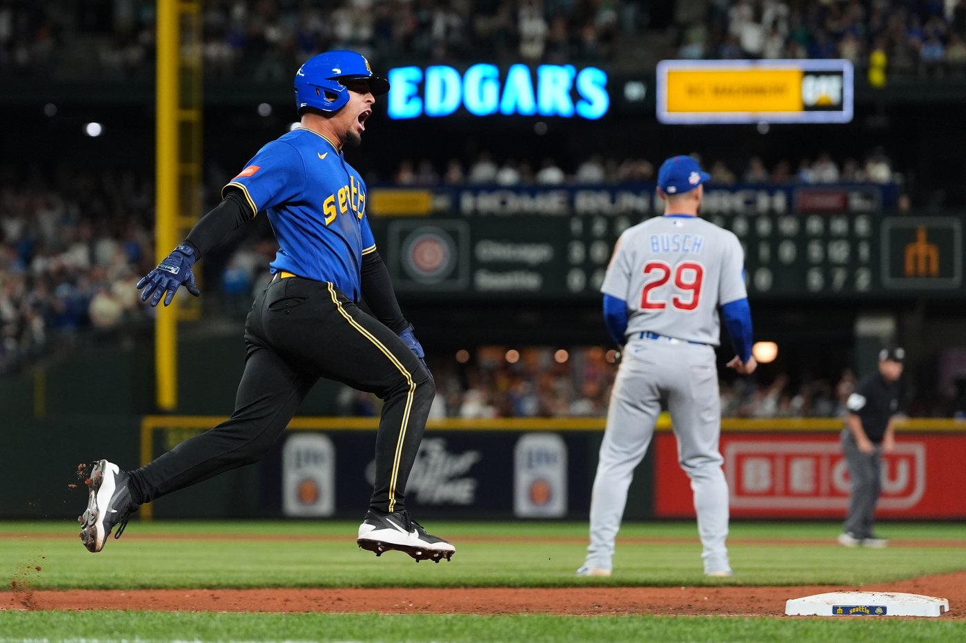 Leo Rivas has RBI single in 10th, Mariners beat Cubs 6-5 | iNFOnews.ca Leo Rivas has RBI single in 10th, Mariners beat Cubs 6-5 | iNFOnews.ca