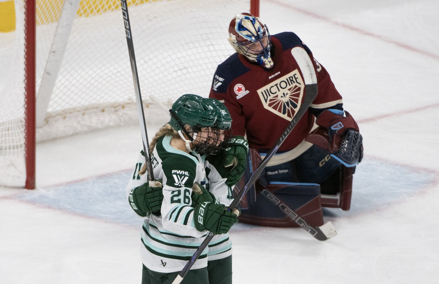 Huber's overtime goal gives Boston Fleet 4-3 win over Montreal Victoire | iNFOnews.ca