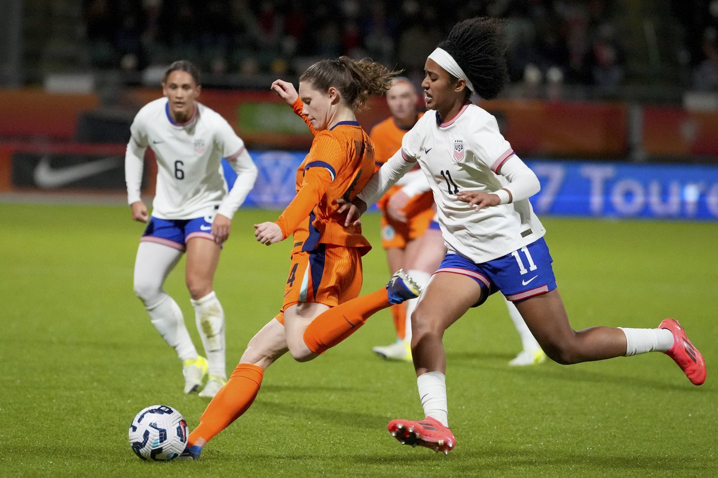 USWNT beats Netherlands 2-1 in goalkeeper Alyssa Naeher's final match | iNFOnews.ca USWNT beats Netherlands 2-1 in goalkeeper Alyssa Naeher's final match | iNFOnews.ca