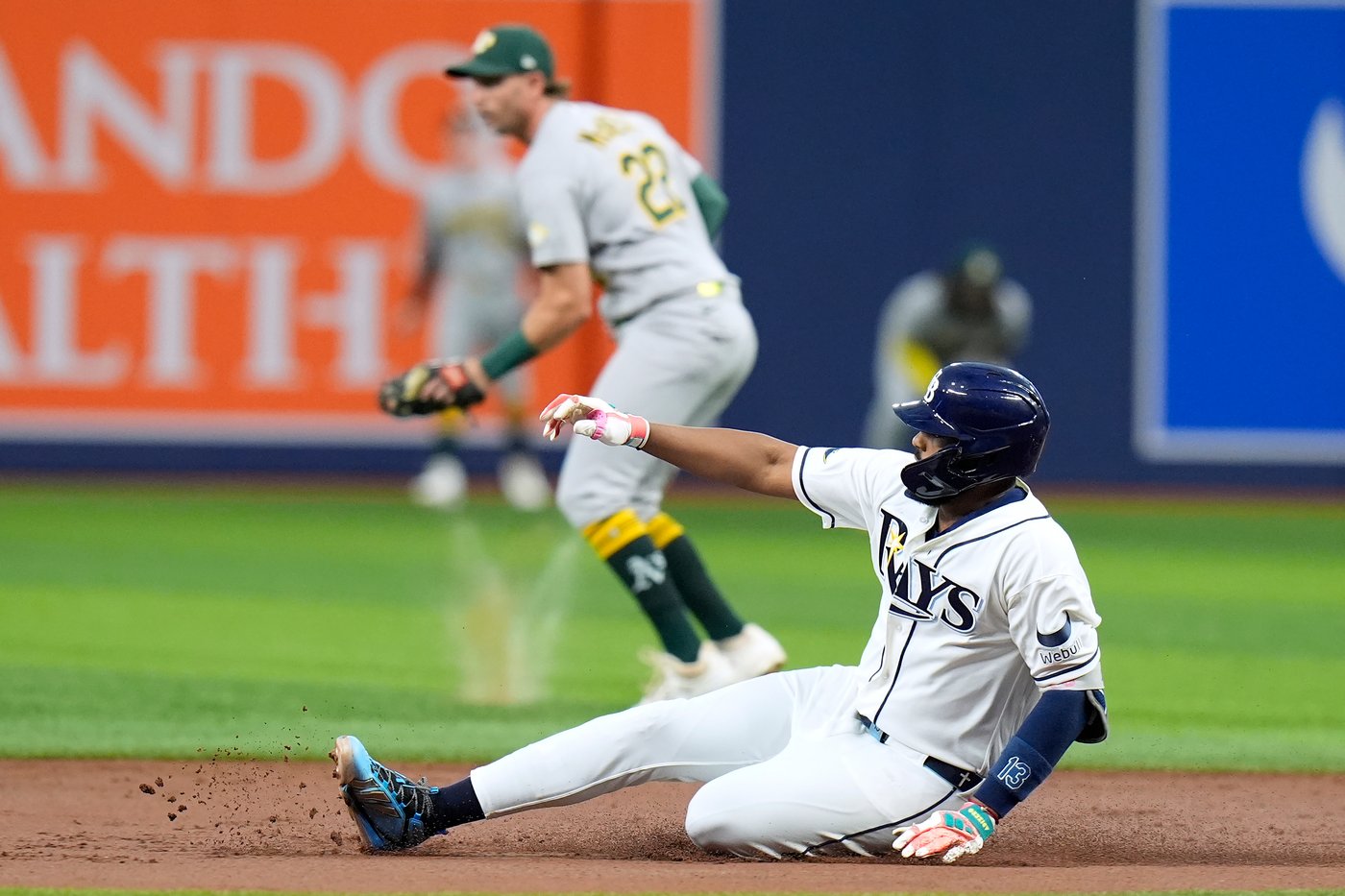 Nick Martinez gets 15th win as Rays beat Athletics 4-3 for 5th straight victory | iNFOnews.ca