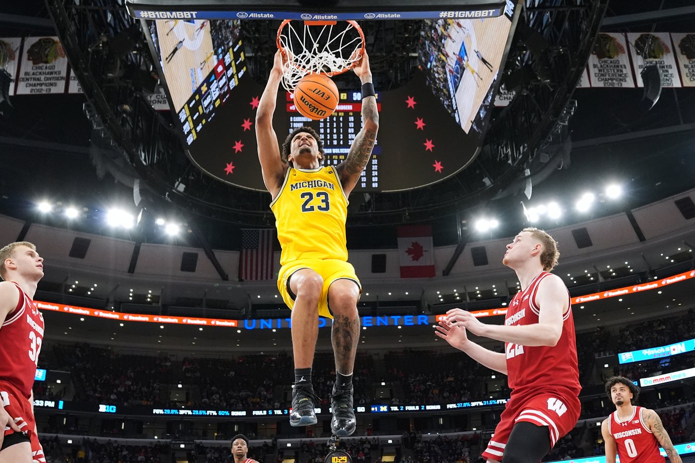 Yaxel Lendeborg tells AP Kentucky offered him $7 million to $9 million before he chose Michigan | iNFOnews.ca Yaxel Lendeborg tells AP Kentucky offered him $7 million to $9 million before he chose Michigan | iNFOnews.ca