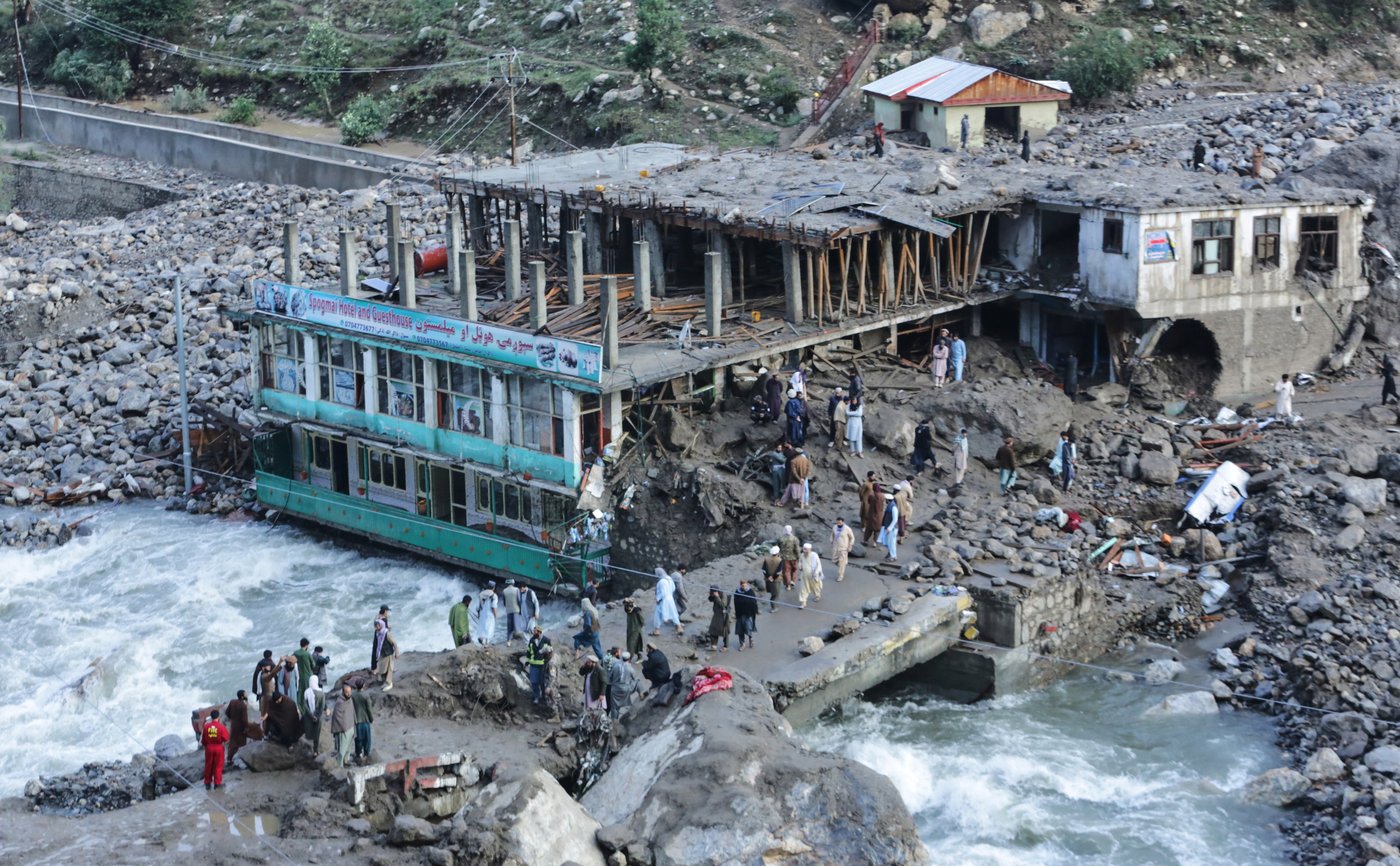 Rescuers in Afghanistan search for scores missing after floods kill at least 23 | iNFOnews.ca