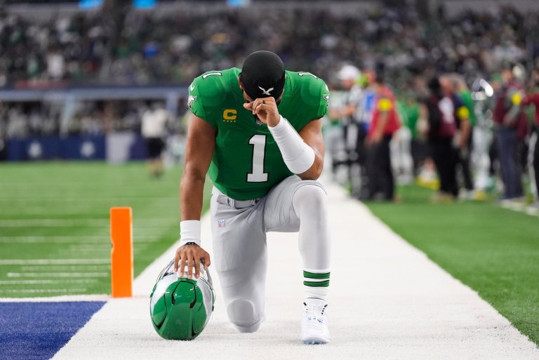 Eagles need to figure out if offensive coordinator Kevin Patullo is still right for the job | iNFOnews.ca