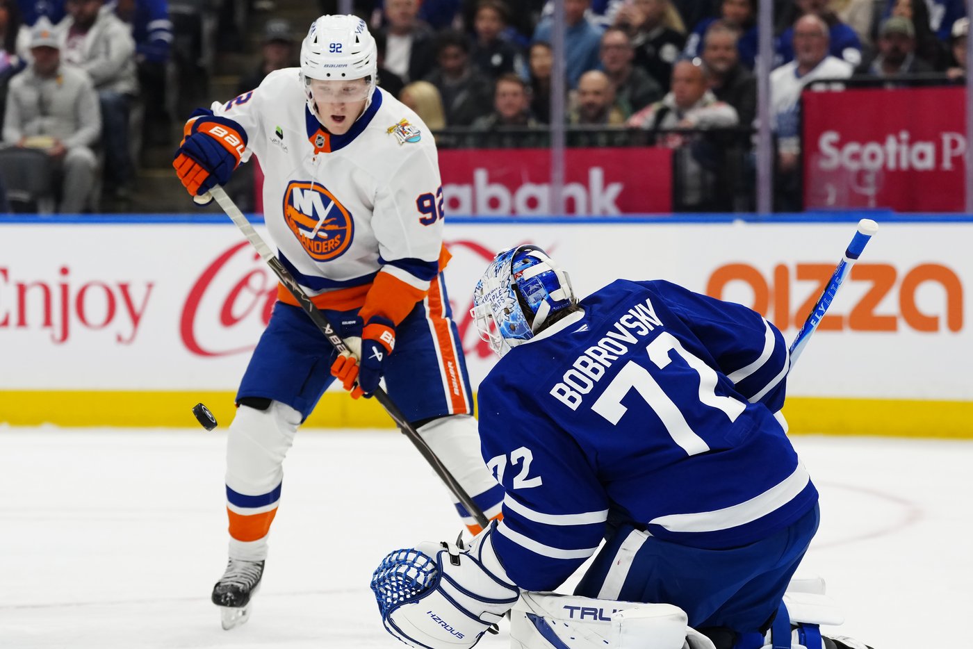 'Chipping away': Bobrovsky, Maple Leafs looking to find way out of early rut | iNFOnews.ca