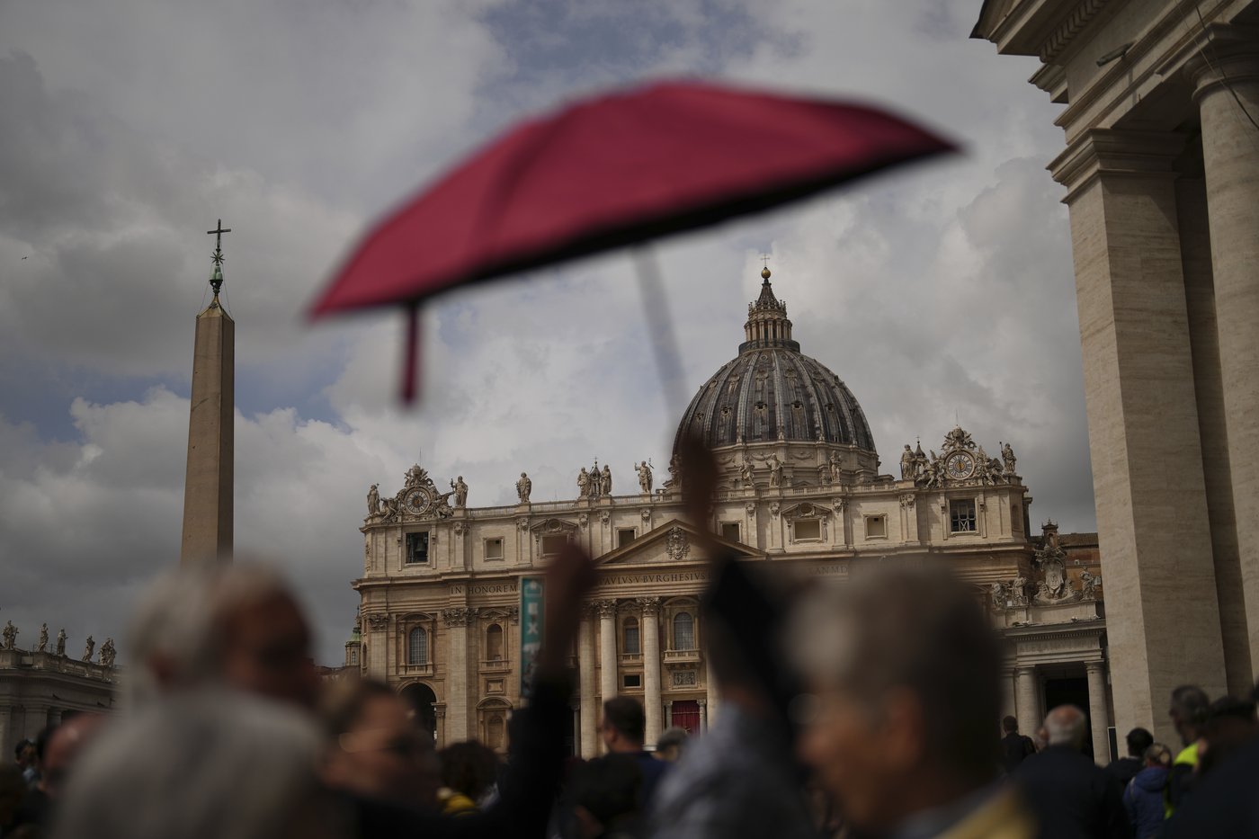 PHOTO COLLECTION: Vatican Pope Francis Lying in State | iNFOnews.ca