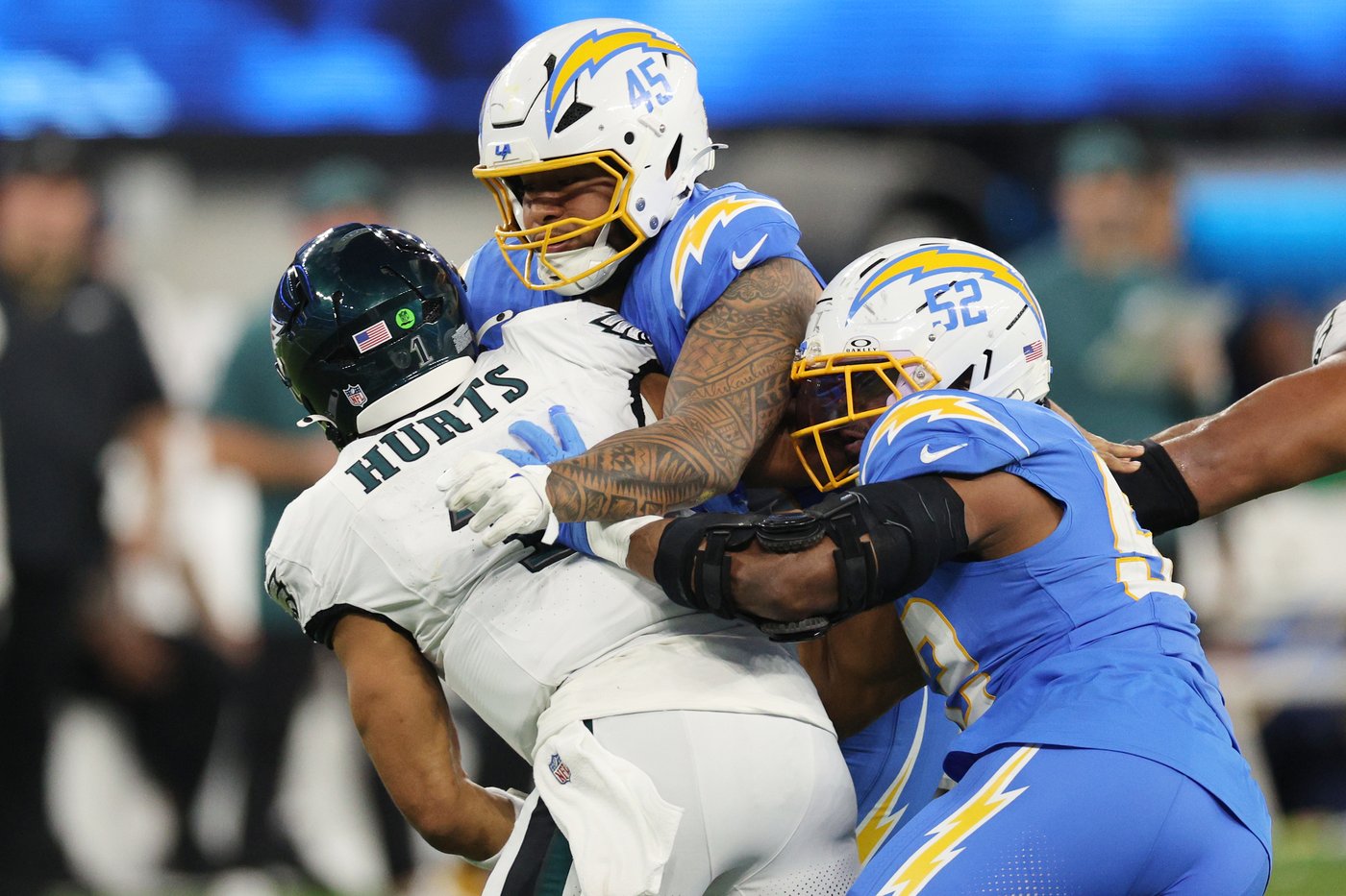 Jalen Hurts' turnovers doom Eagles in 3rd straight loss, raising championship concerns in Philly | iNFOnews.ca