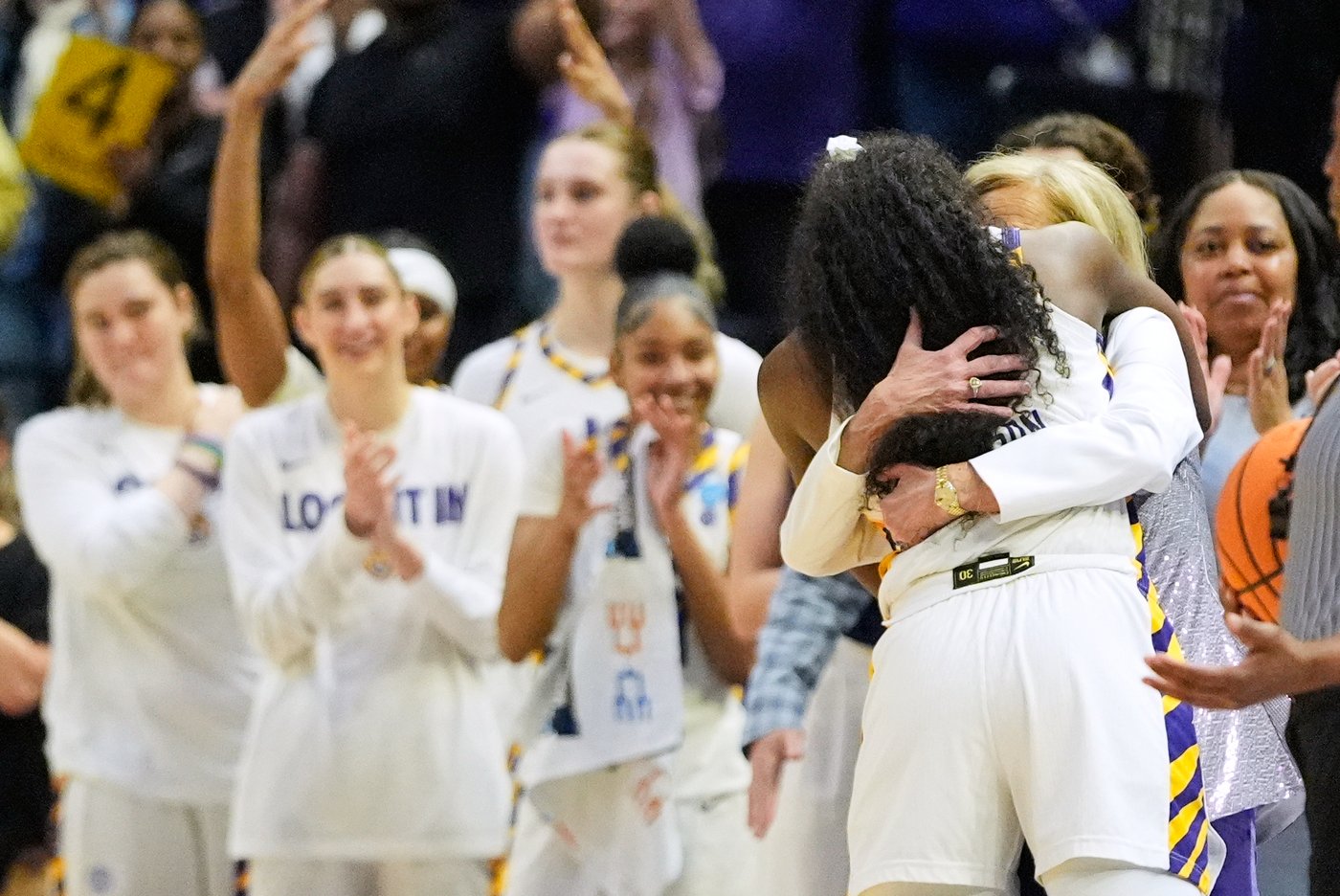 Johnson and Williams help LSU outgun Texas Tech 101-47 in March Madness and set an NCAA record | iNFOnews.ca Johnson and Williams help LSU outgun Texas Tech 101-47 in March Madness and set an NCAA record | iNFOnews.ca