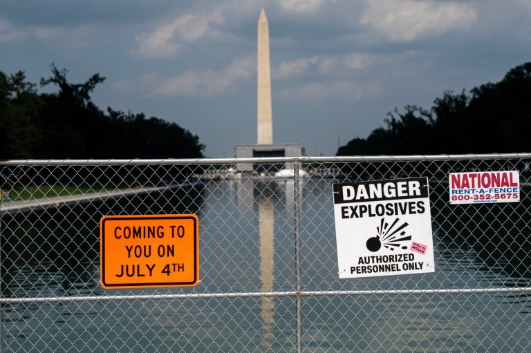 Former Olympian indicted on felony charge in what Trump called Reflecting Pool vandalism | iNFOnews.ca