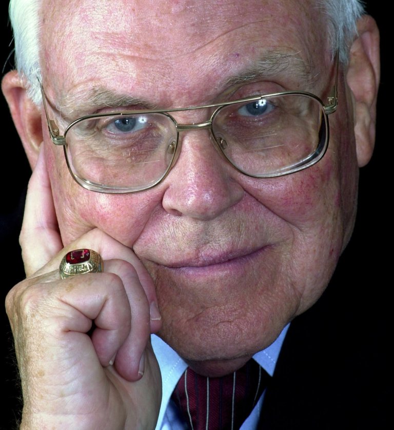 SEC pays tribute to late former Commissioner Roy Kramer before conference title game | iNFOnews.ca