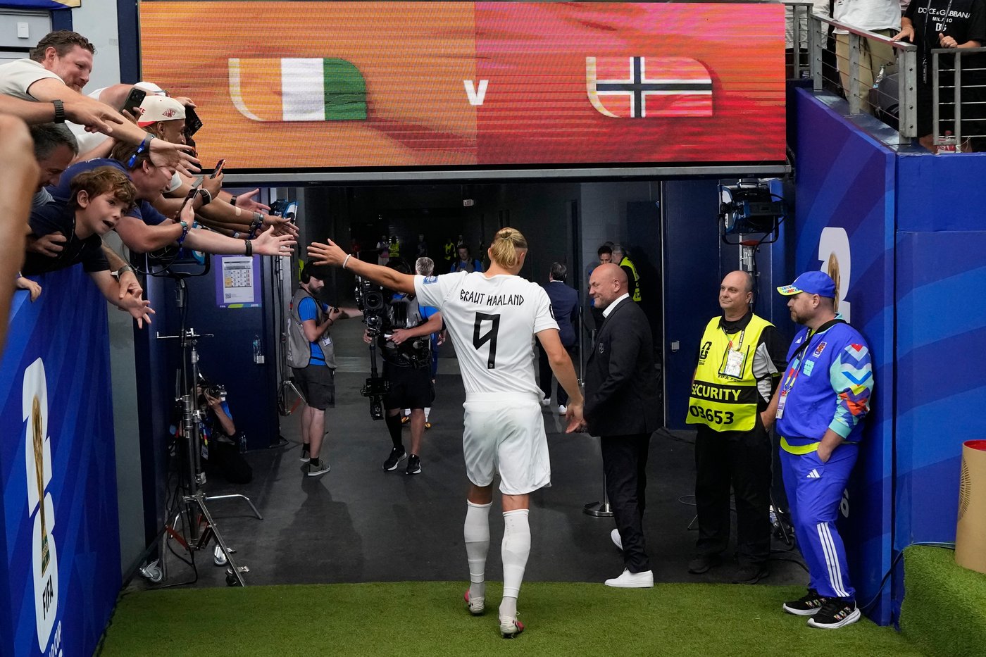 Mbappé scores twice for France, Norway and Mexico advance in World Cup, in photos | iNFOnews.ca