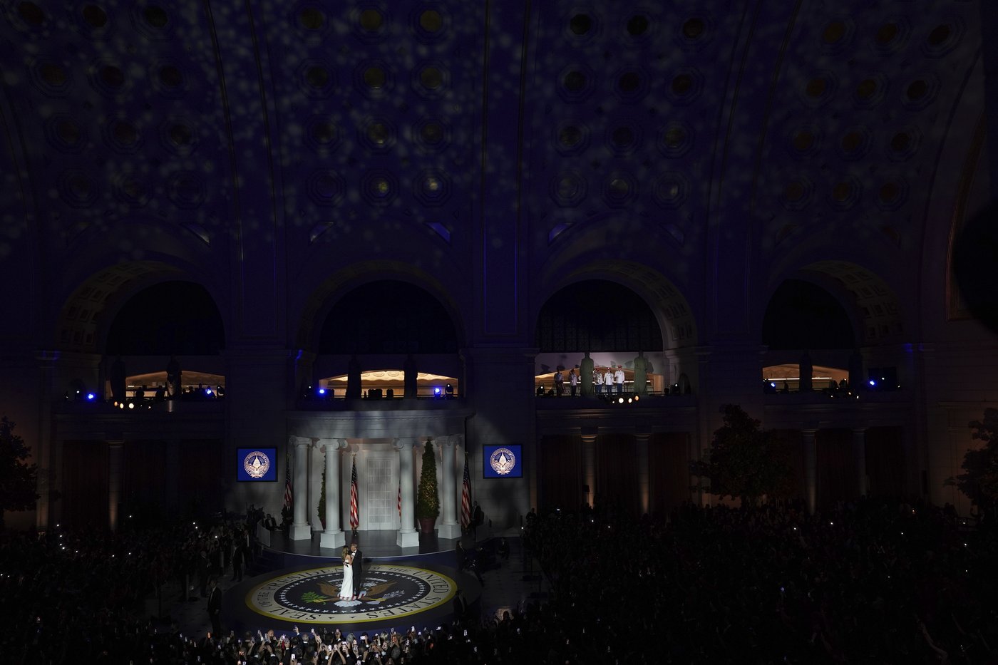 PHOTO COLLECTION: Trump Inauguration Starlight Ball | iNFOnews.ca PHOTO COLLECTION: Trump Inauguration Starlight Ball | iNFOnews.ca