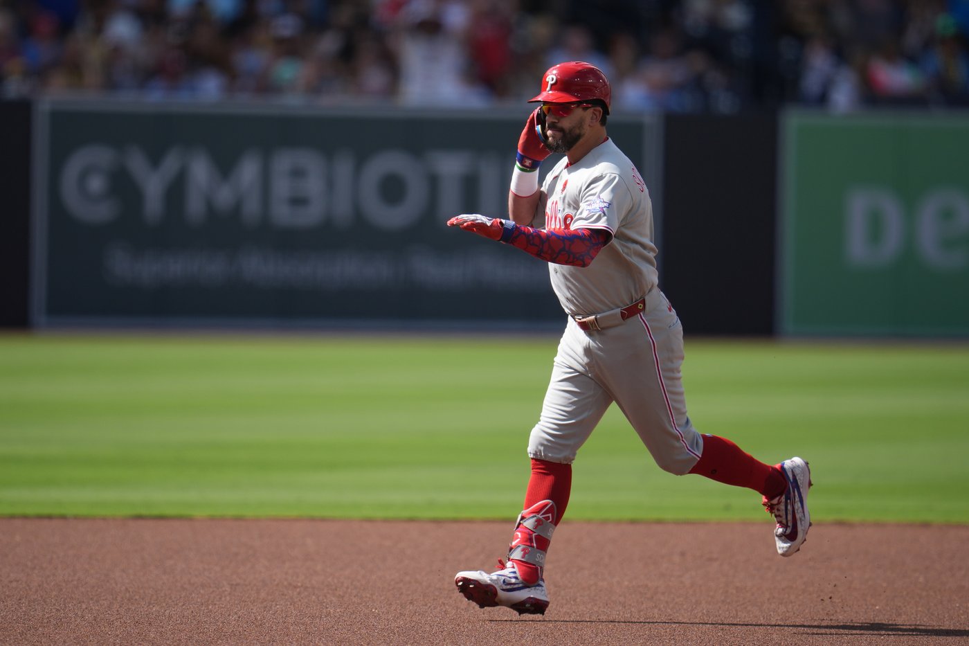 Schwarber hits MLB-leading 21st homer as Phillies beat Padres 3-0 behind Luzardo | iNFOnews.ca Schwarber hits MLB-leading 21st homer as Phillies beat Padres 3-0 behind Luzardo | iNFOnews.ca
