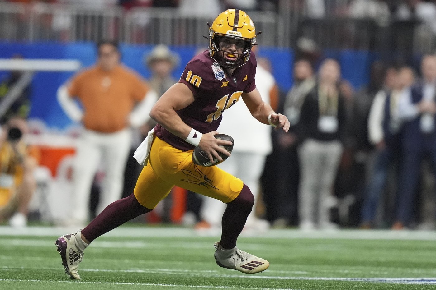 Quarterback Sam Leavitt reaping the benefits of Arizona State's return to national prominence | iNFOnews.ca