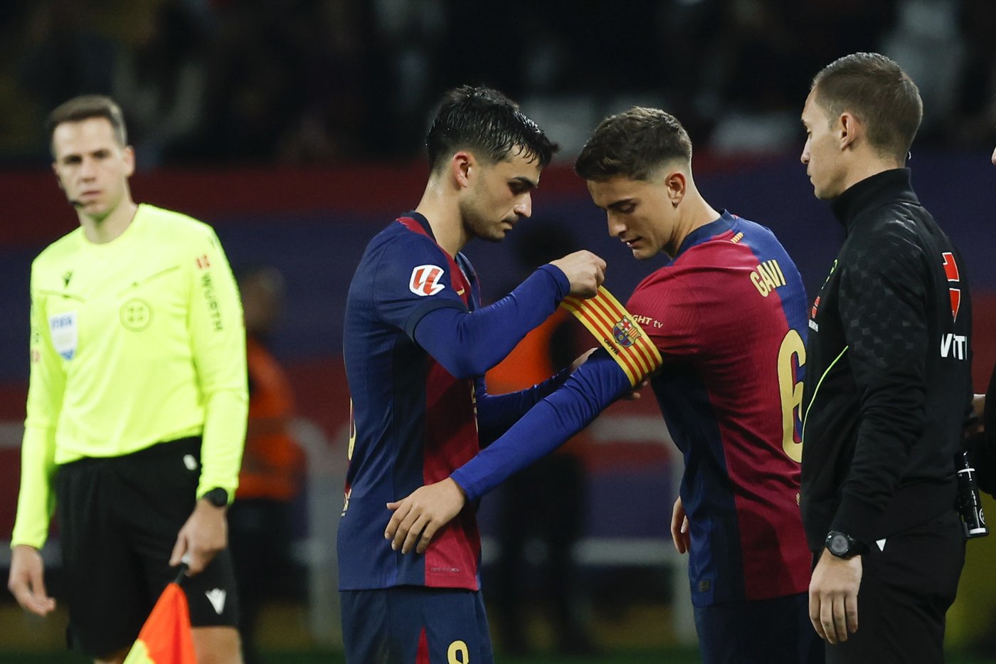 Lewandowski extends scoring streak as Barcelona routs Sevilla ahead of 'clasico' against Real Madrid | iNFOnews.ca