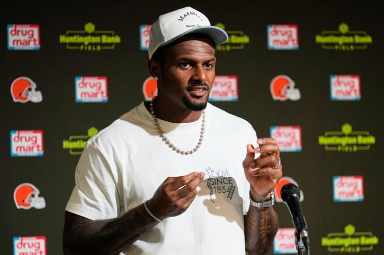 Deshaun Watson named Cleveland Browns starting quarterback, AP source says | iNFOnews.ca