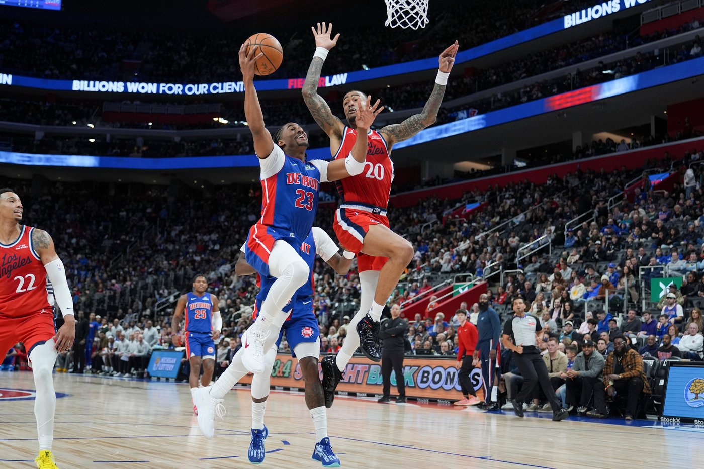 Leonard, Collins and Harden power Clippers to comeback win over Pistons, 98-92 | iNFOnews.ca