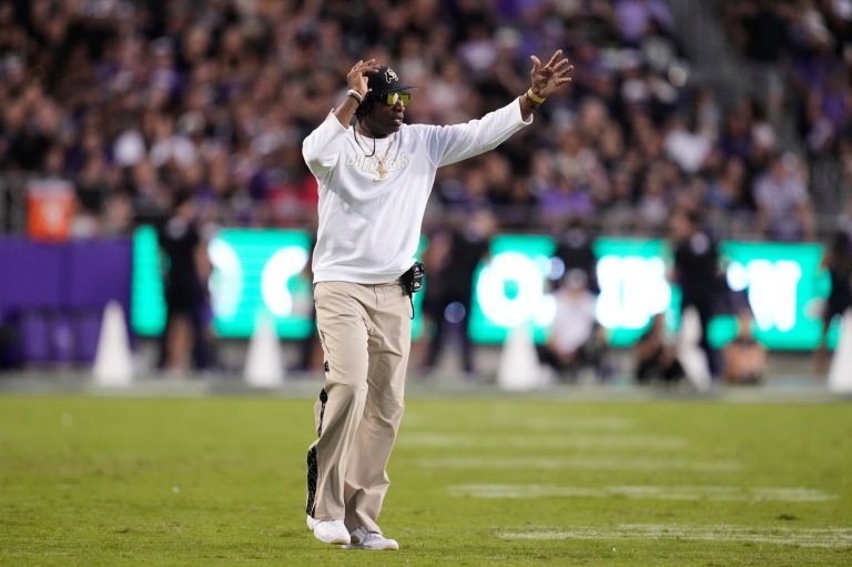 Deion Sanders 'hurting like crazy' and believes he has more blood clots | iNFOnews.ca