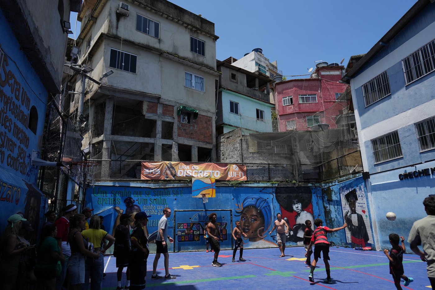 Rio's favelas become hot tourist destination as visitors seek cultural immersion | iNFOnews.ca Rio's favelas become hot tourist destination as visitors seek cultural immersion | iNFOnews.ca