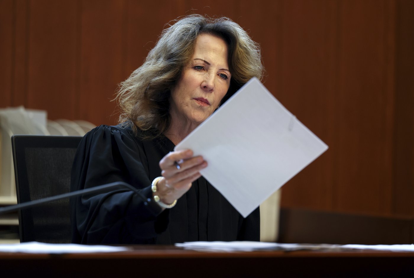 Massachusetts lawmakers pass bill that includes pay raise for public defenders amid legal crisis | iNFOnews.ca Massachusetts lawmakers pass bill that includes pay raise for public defenders amid legal crisis | iNFOnews.ca