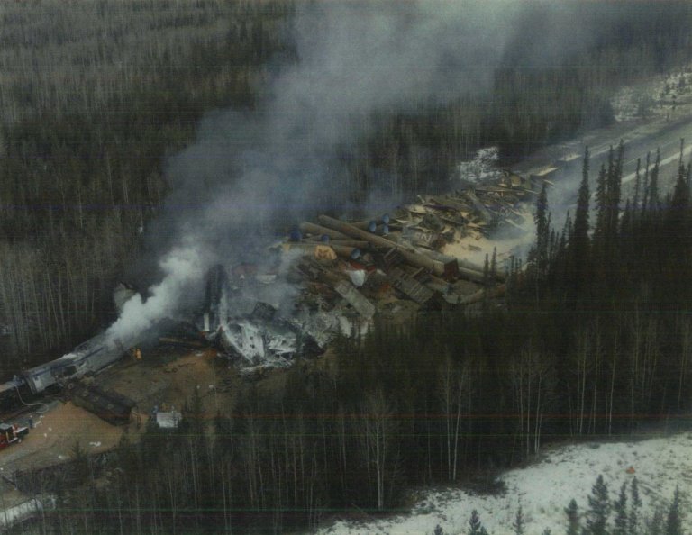 Tangled cars and billowing smoke: Remembering Hinton rail disaster 40 years later | iNFOnews.ca