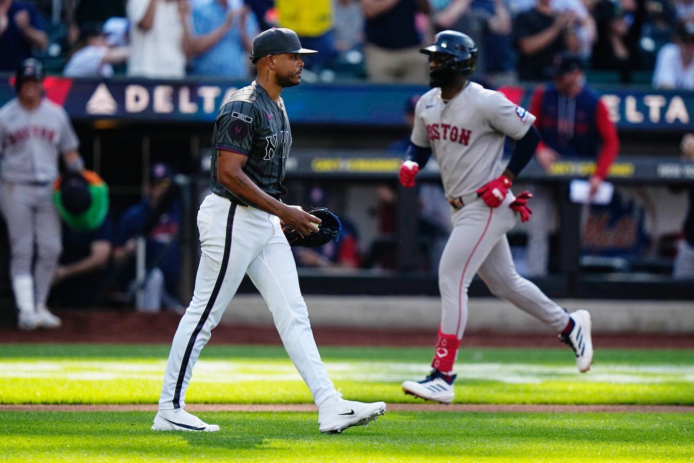 Monasterio, Yoshida hit 2-run homers as Red Sox beat Mets 4-0 for 8-game winning streak | iNFOnews.ca Monasterio, Yoshida hit 2-run homers as Red Sox beat Mets 4-0 for 8-game winning streak | iNFOnews.ca