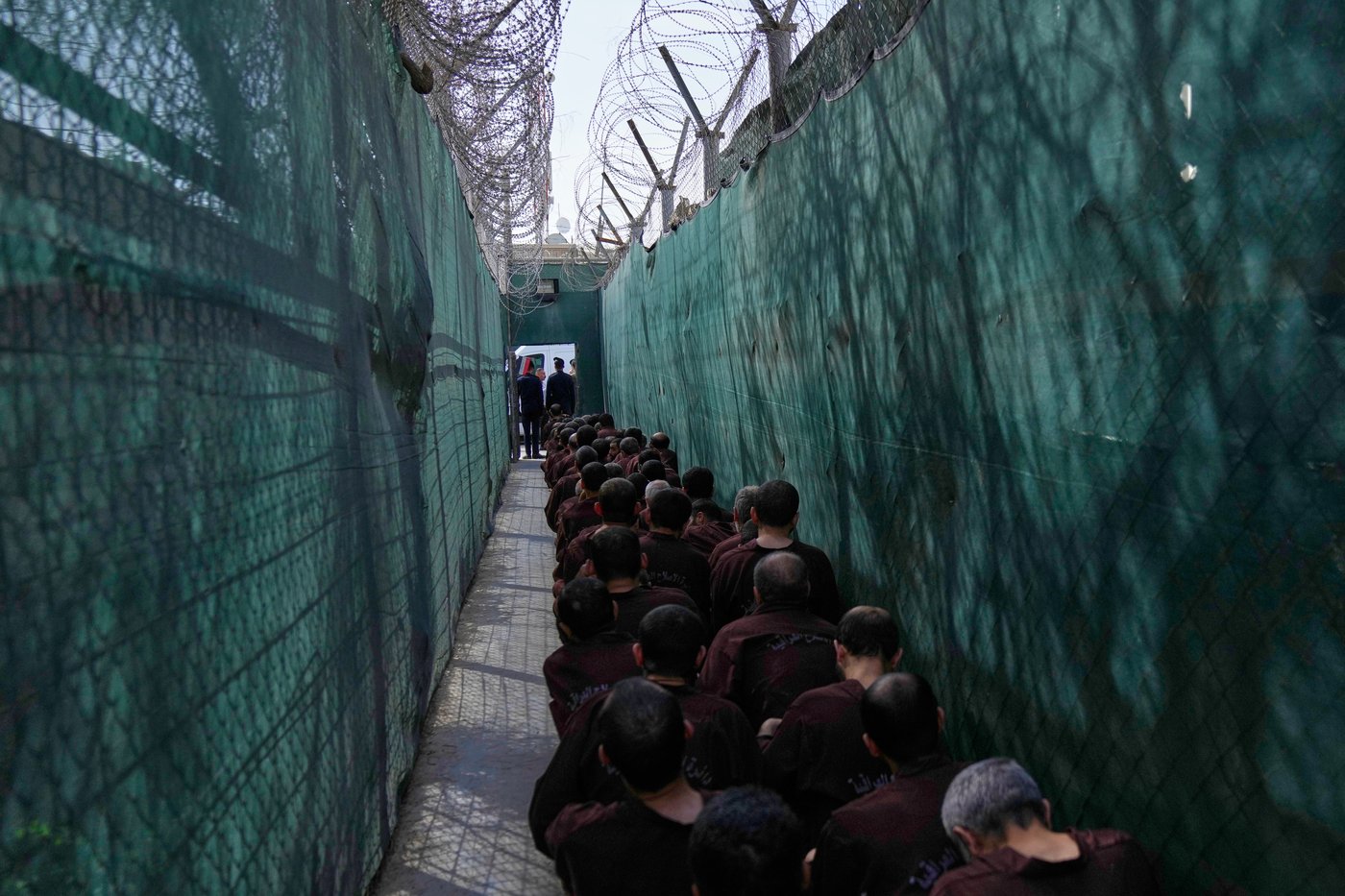 Photos of Islamic State suspects interrogated at Baghdad prison before trials | iNFOnews.ca