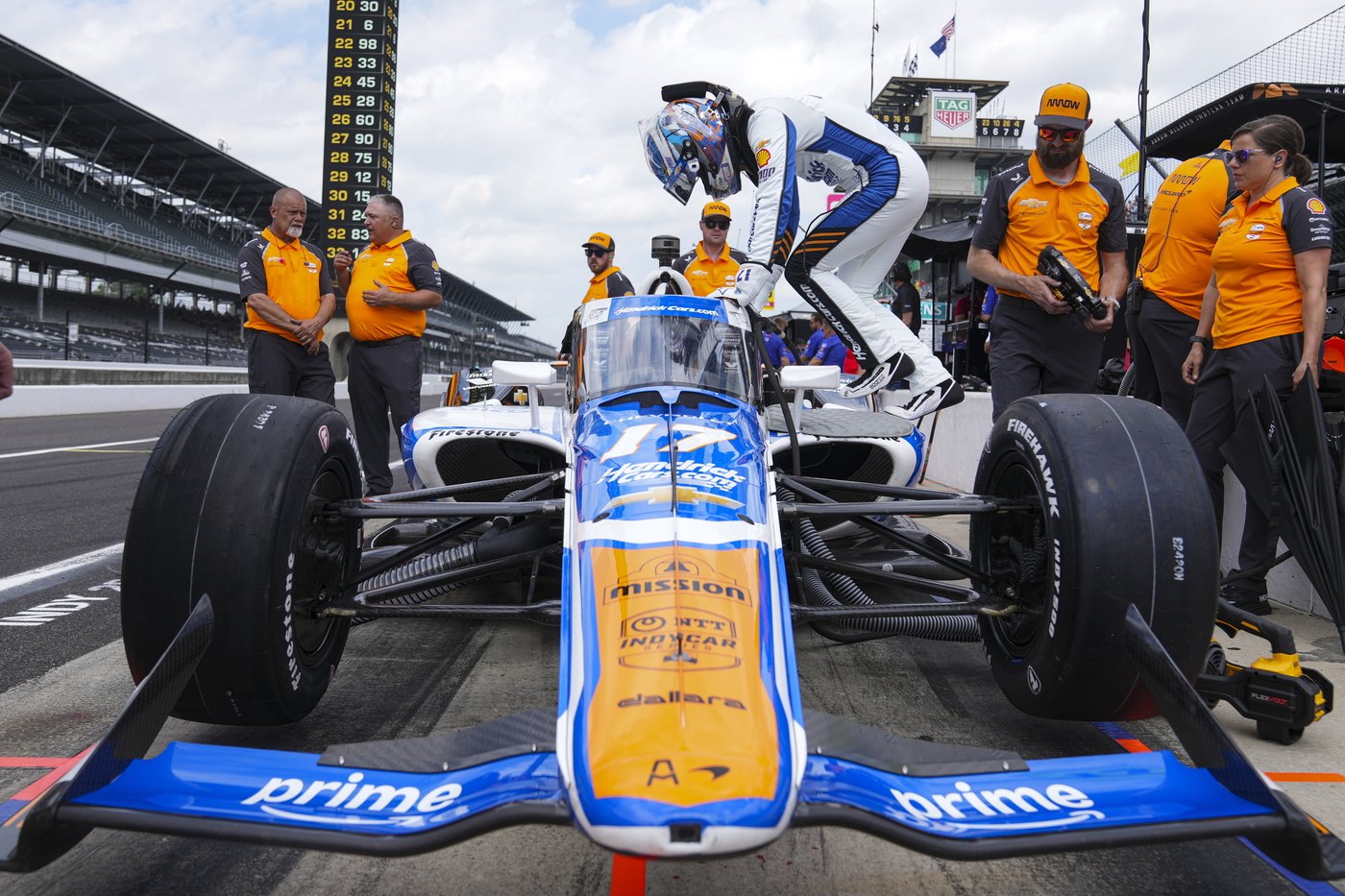 Indianapolis 500 on pace for 1st sellout since 2016 and local television blackout will be lifted | iNFOnews.ca