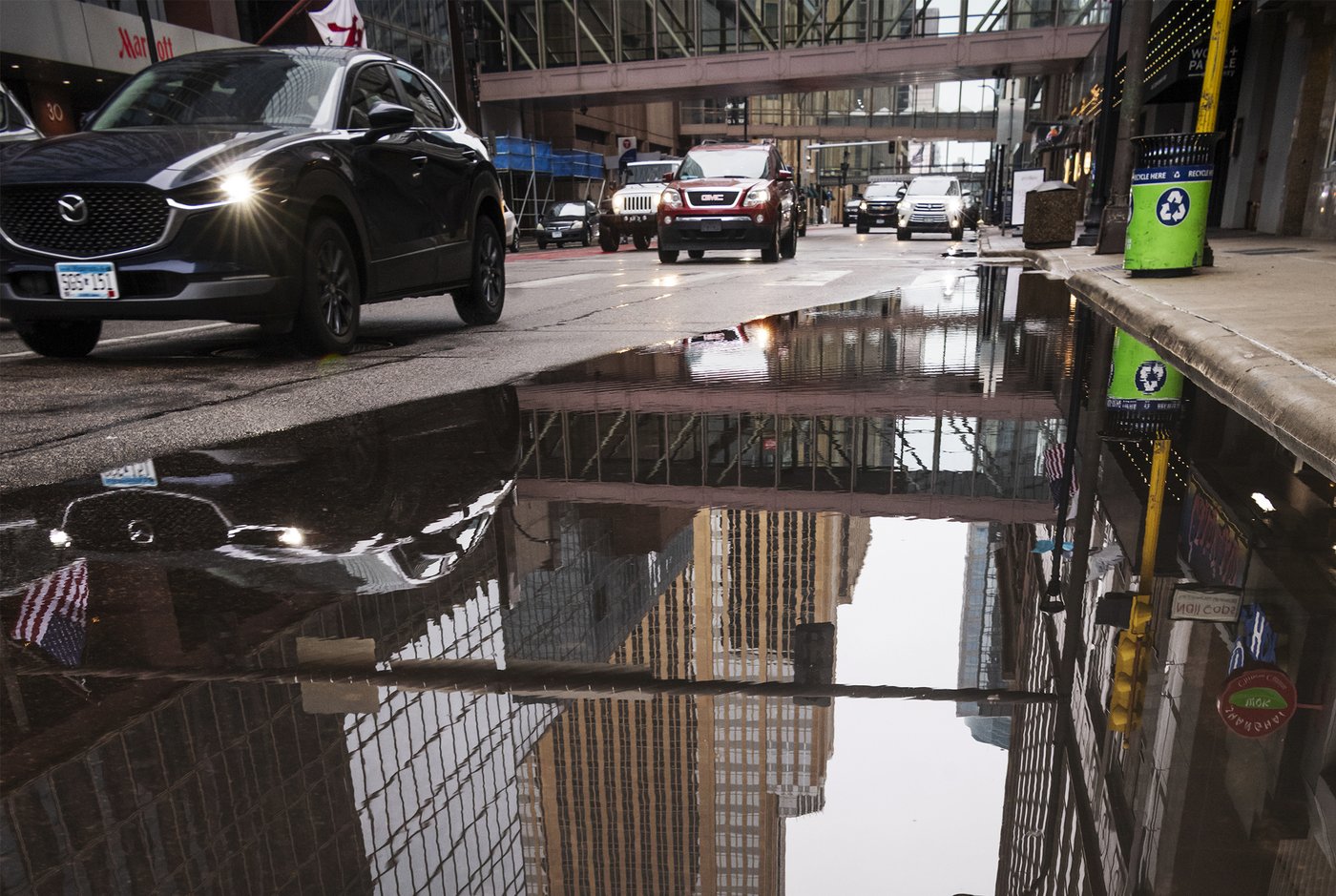 Storms with lightning and hail hitting upper Midwest with the potential for strong tornadoes | iNFOnews.ca Storms with lightning and hail hitting upper Midwest with the potential for strong tornadoes | iNFOnews.ca