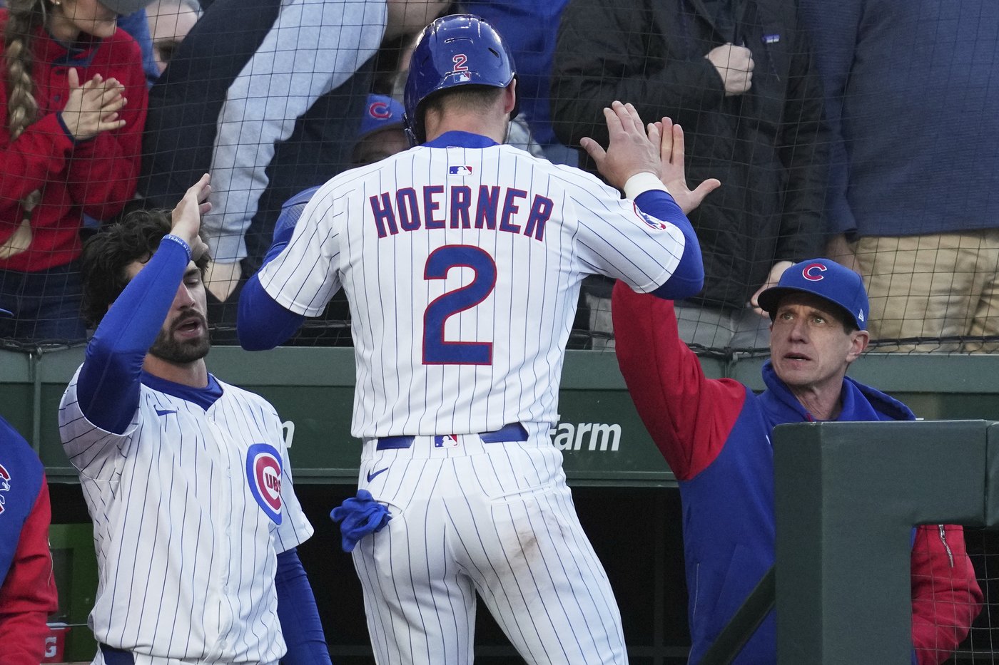 Bohm hits a sacrifice fly in the 10th as the Phillies beat the Cubs 3-1 | iNFOnews.ca