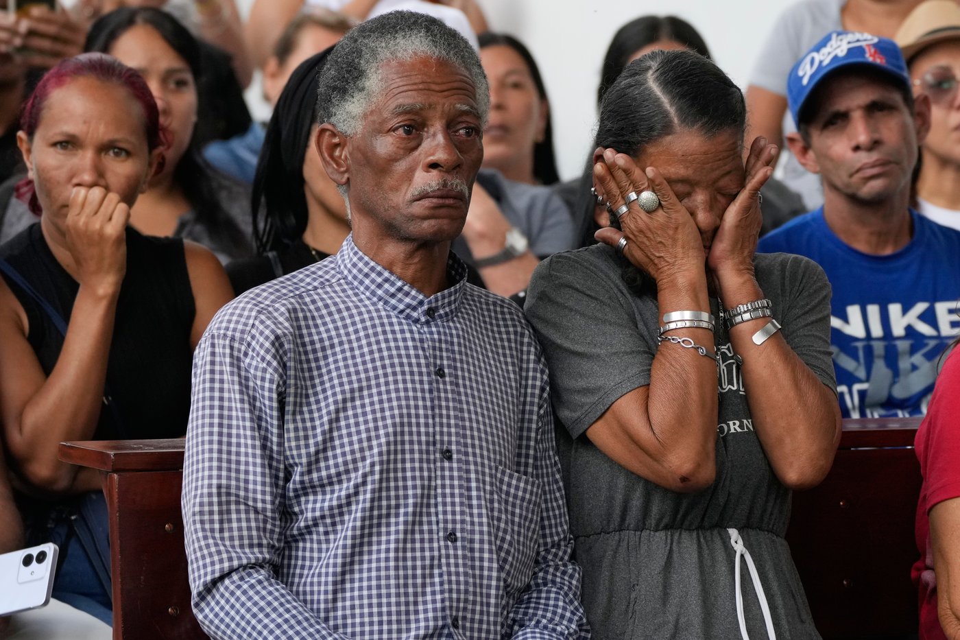 Venezuela's military buries soldiers killed in US operation to capture Maduro | iNFOnews.ca Venezuela's military buries soldiers killed in US operation to capture Maduro | iNFOnews.ca