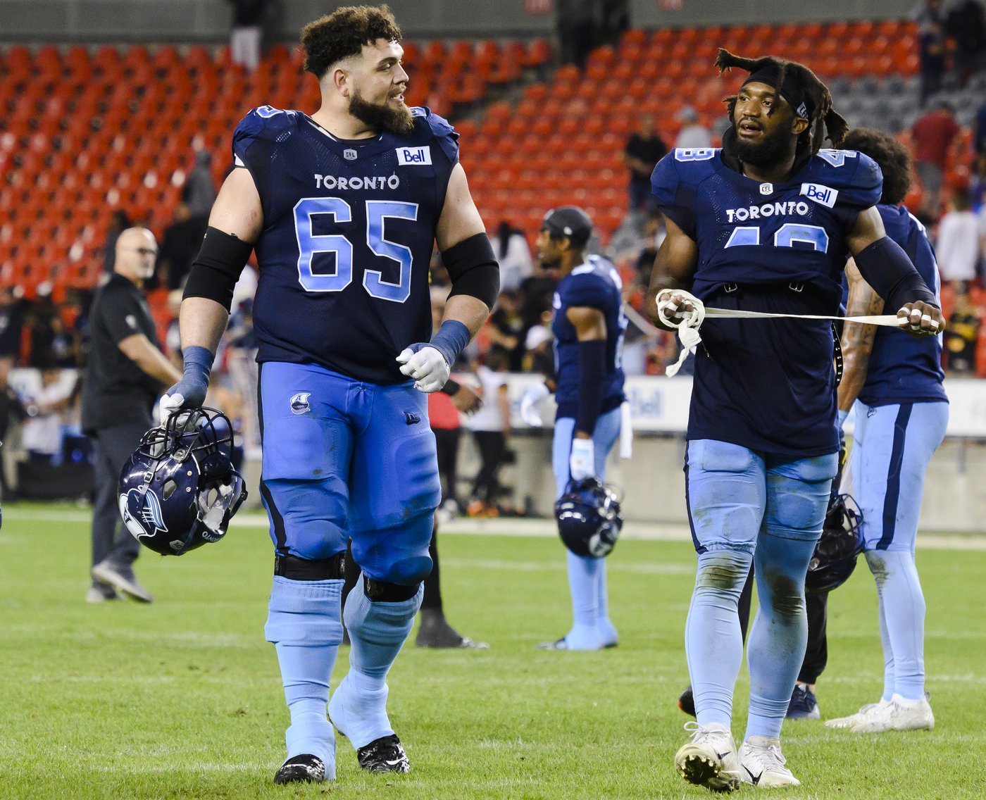 Redblacks re-sign veteran offensive lineman Bladek to one-year extension | iNFOnews.ca