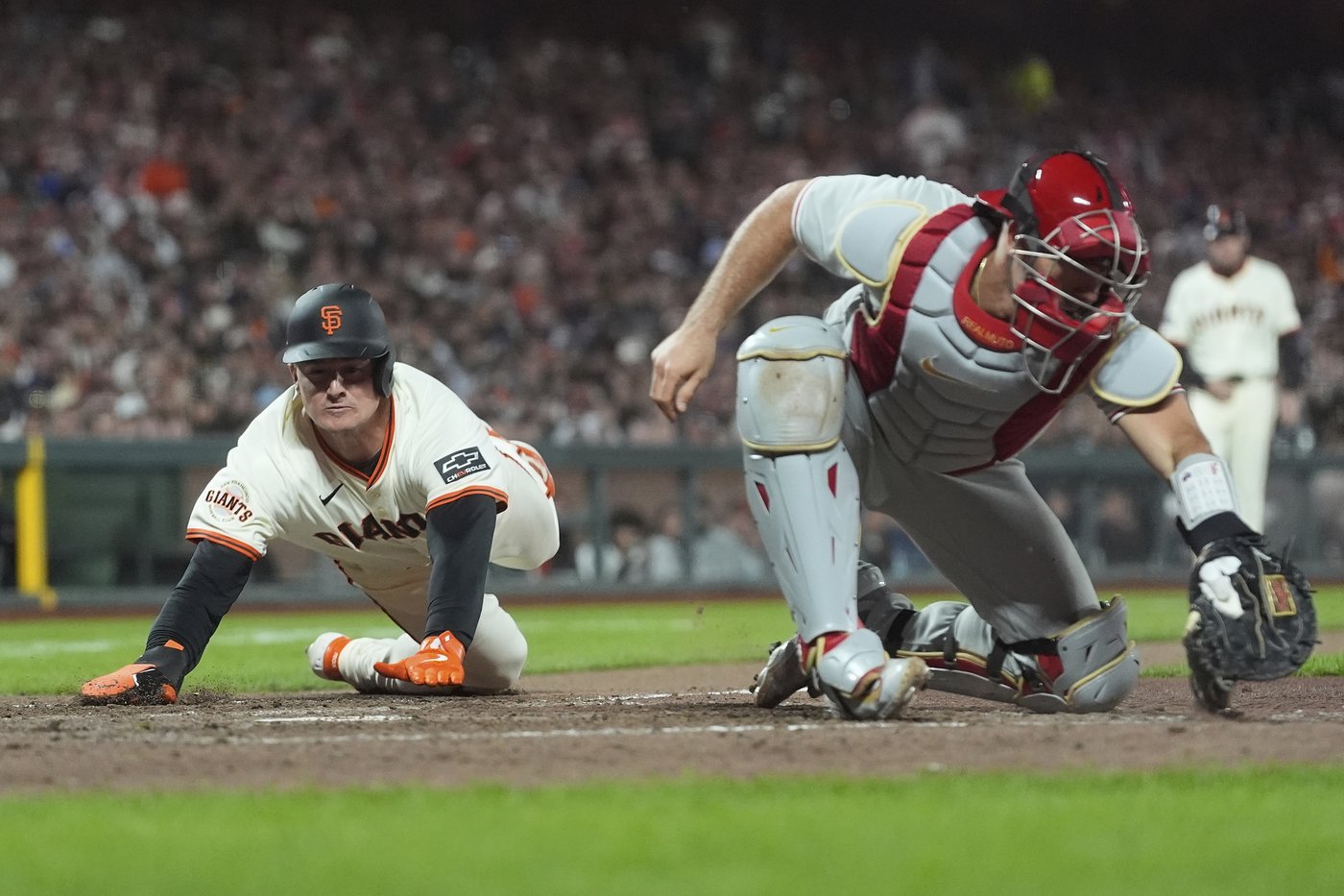 Giants score 2 in 8th inning to beat Phillies 3-1 | iNFOnews.ca Giants score 2 in 8th inning to beat Phillies 3-1 | iNFOnews.ca